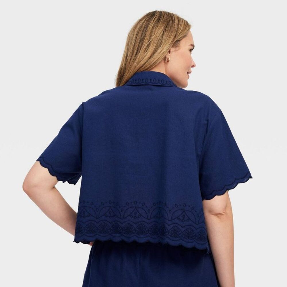 Roller Rabbit - Women's Short Sleeve Scalloped Hem Shirt Navy Blue Navy Blue - Picture 2 of 4